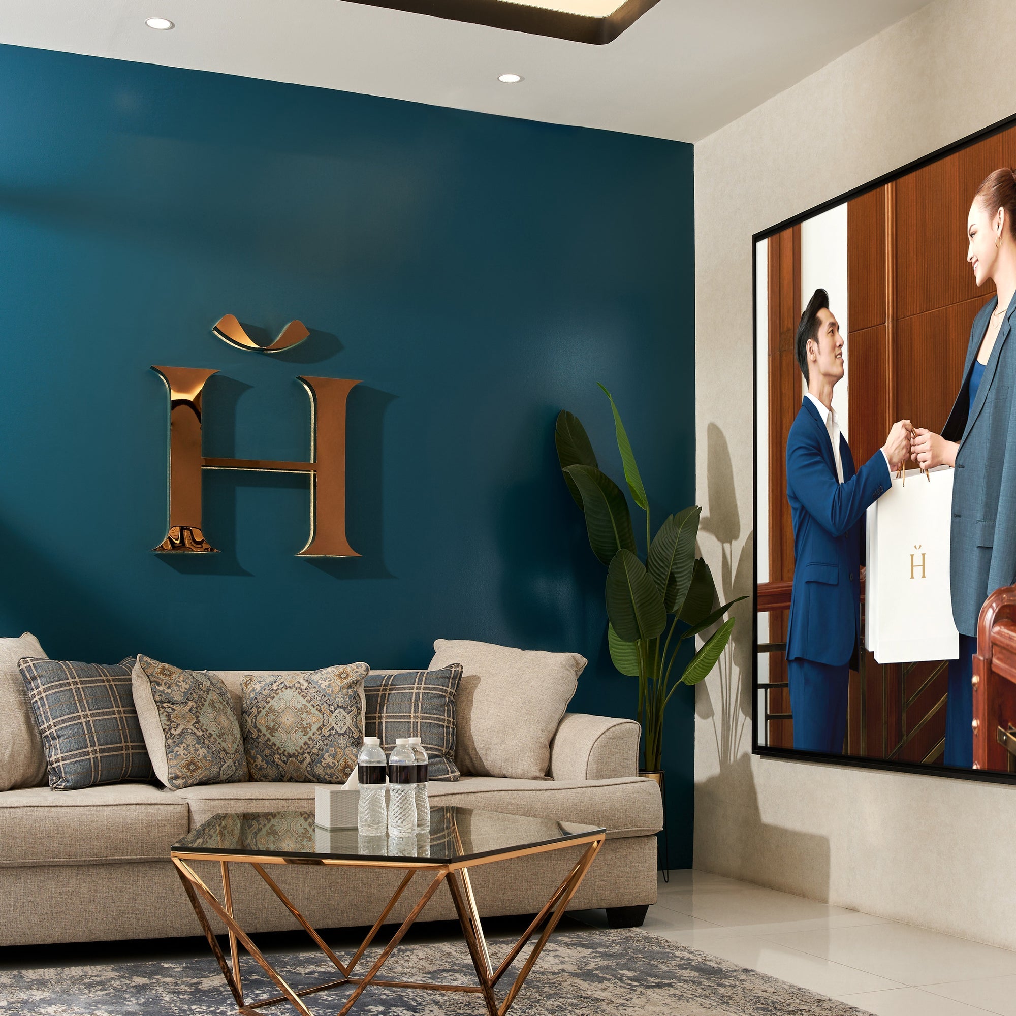 Headquarters Howel & Co di Jakarta Barat